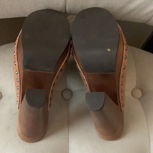 Vera Wang Lavender Stud Leather Mules - Picture 7 of 7